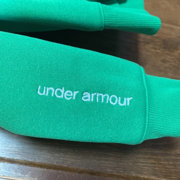 Under Armour Hoodie - Picture 3 of 4